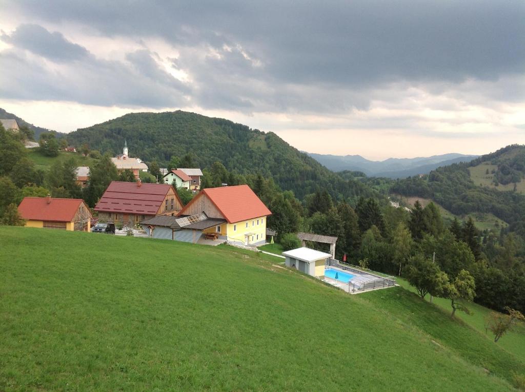 Apartments Za Grapo Cerkno Eksteriør bilde